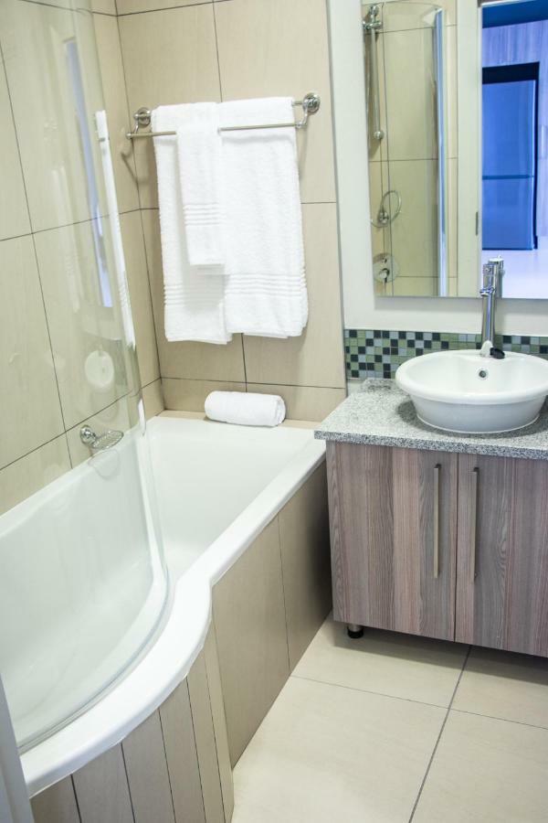 Cag The Atrium Rivonia Aparthotel Johannesburg Buitenkant foto